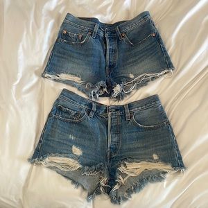 2 pairs levis high rise shorts